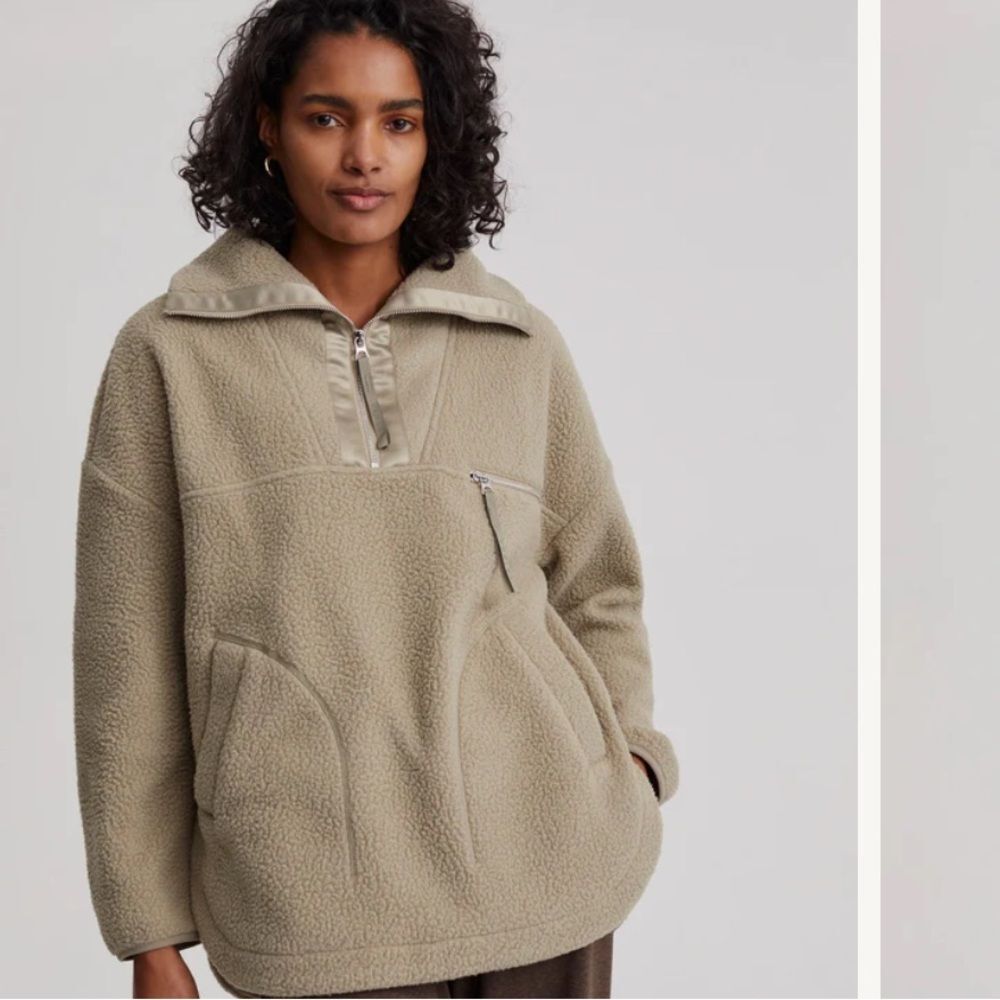 Varley Daniel Fleece Tan Sage Green 100% Recycled Polyester Teddy Pull Over